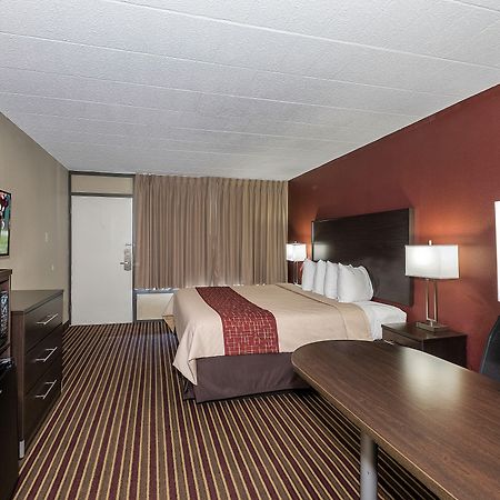 Red Roof Inn Clearfield Exterior photo